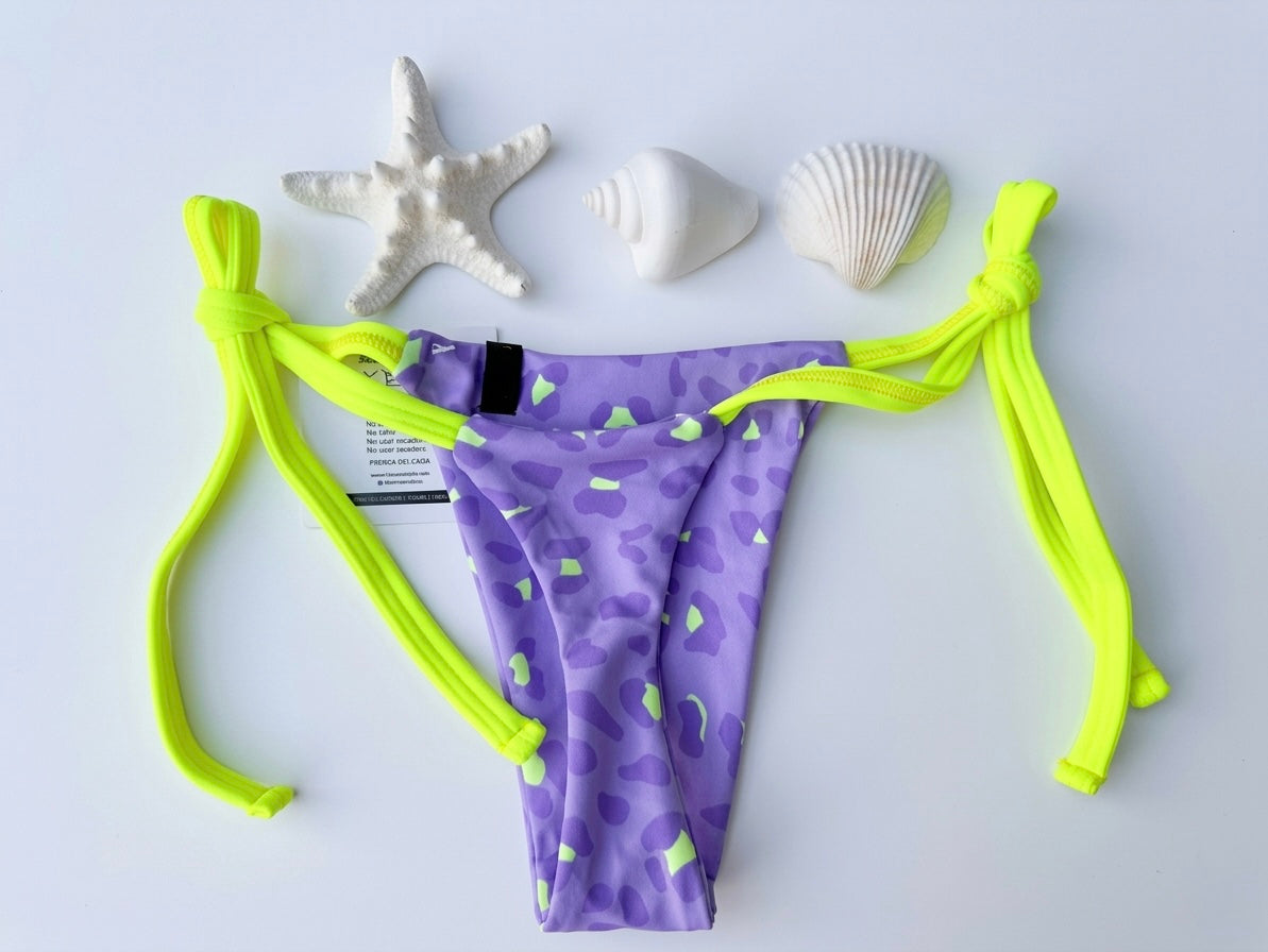 Micro Bikini One-size Thong & Non Padded Triangle Bra Set - PAMELA BIO LEOPARD