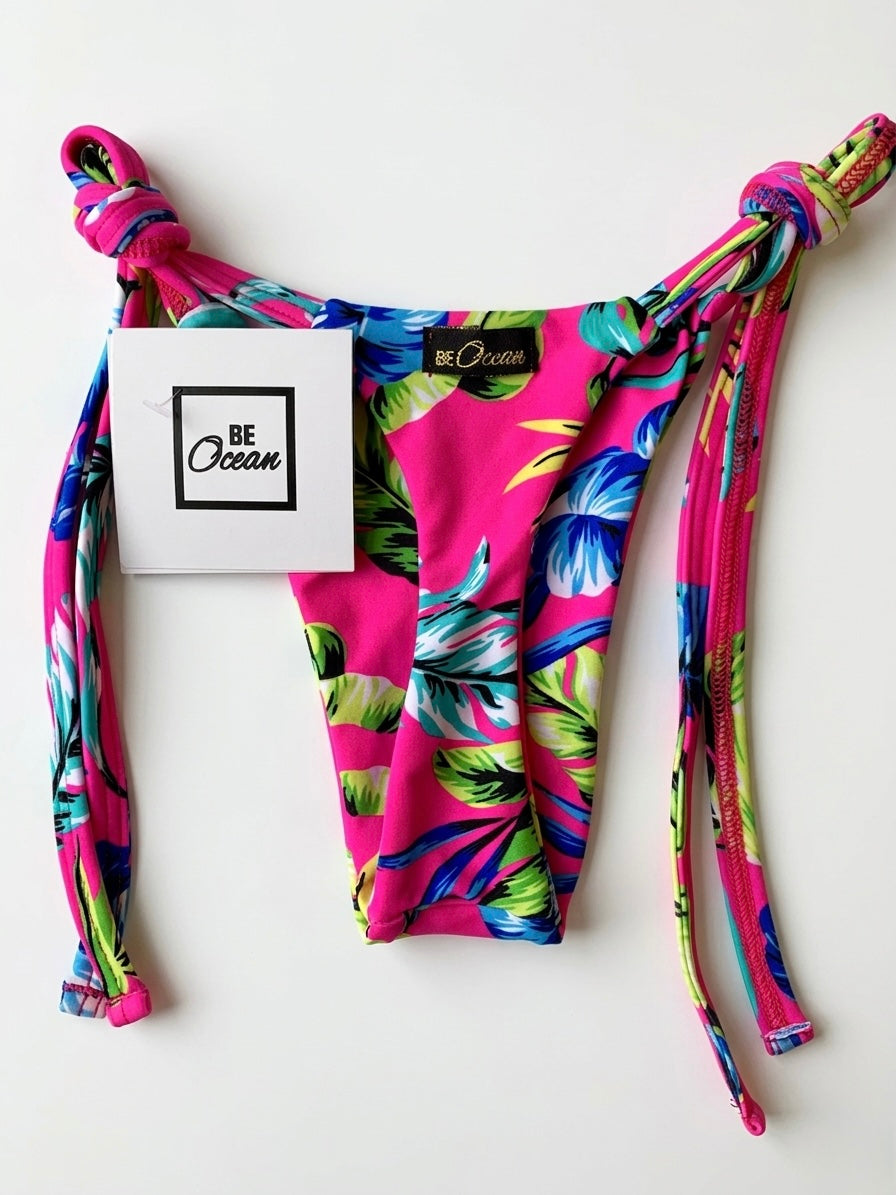 Micro Bikini One-size Thong & Non Padded Triangle Bra Set - PINK JUNGLE