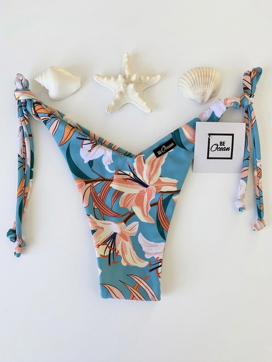 Bow Tie Non Padded Bra & V-Cut Thong Bikini Set - BLUE LOVE