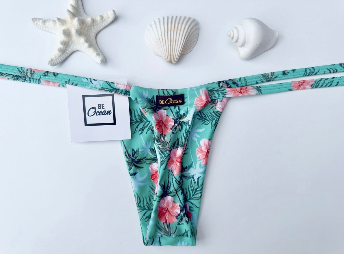 Micro Bikini One-size Thong & Non Padded Triangle Bra Set - FLOWERS & PALMS