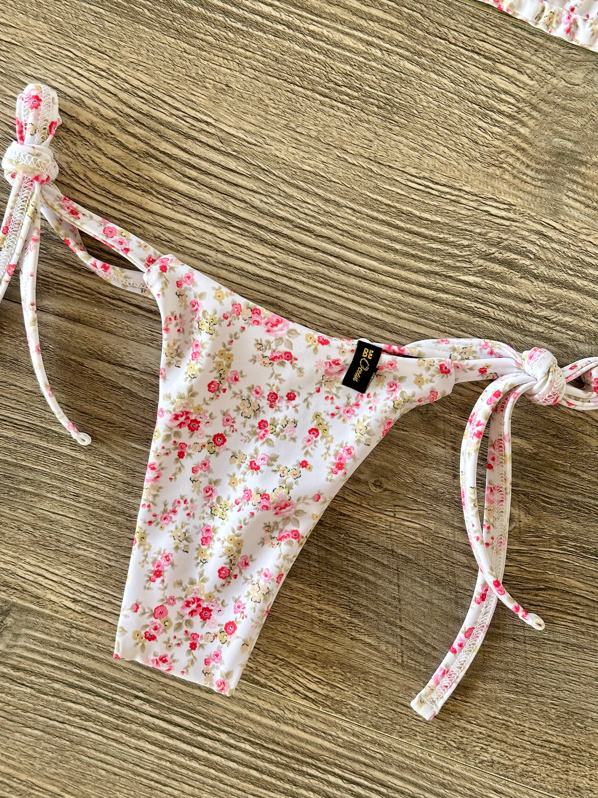 Micro Bikini One-size Thong & Non Padded Triangle Bra Set - SWEET VIRGINIA