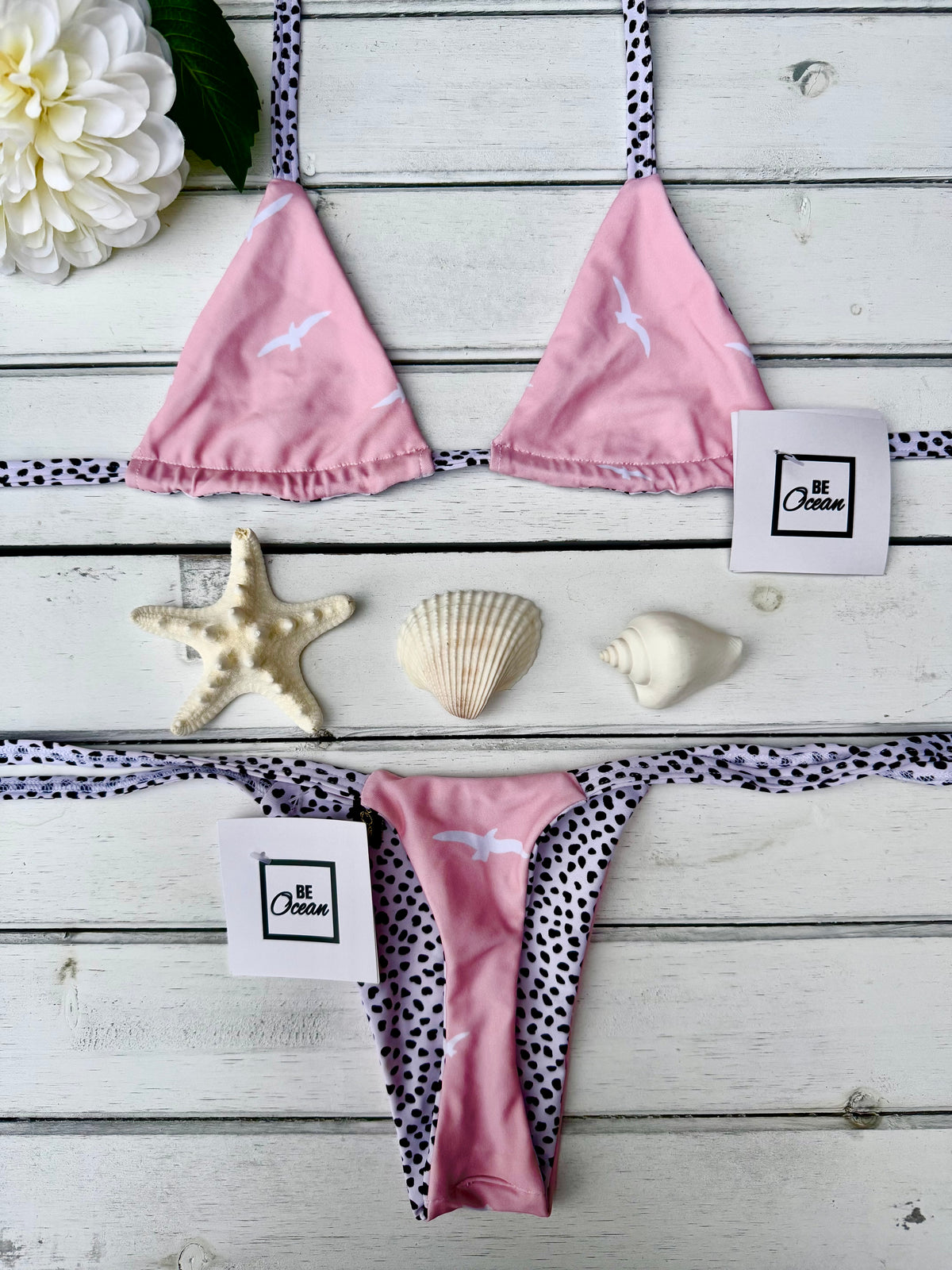 Micro Bikini One-size Thong & Non Padded Triangle Bra Reversible Set - PAMELA FREE BIRDS