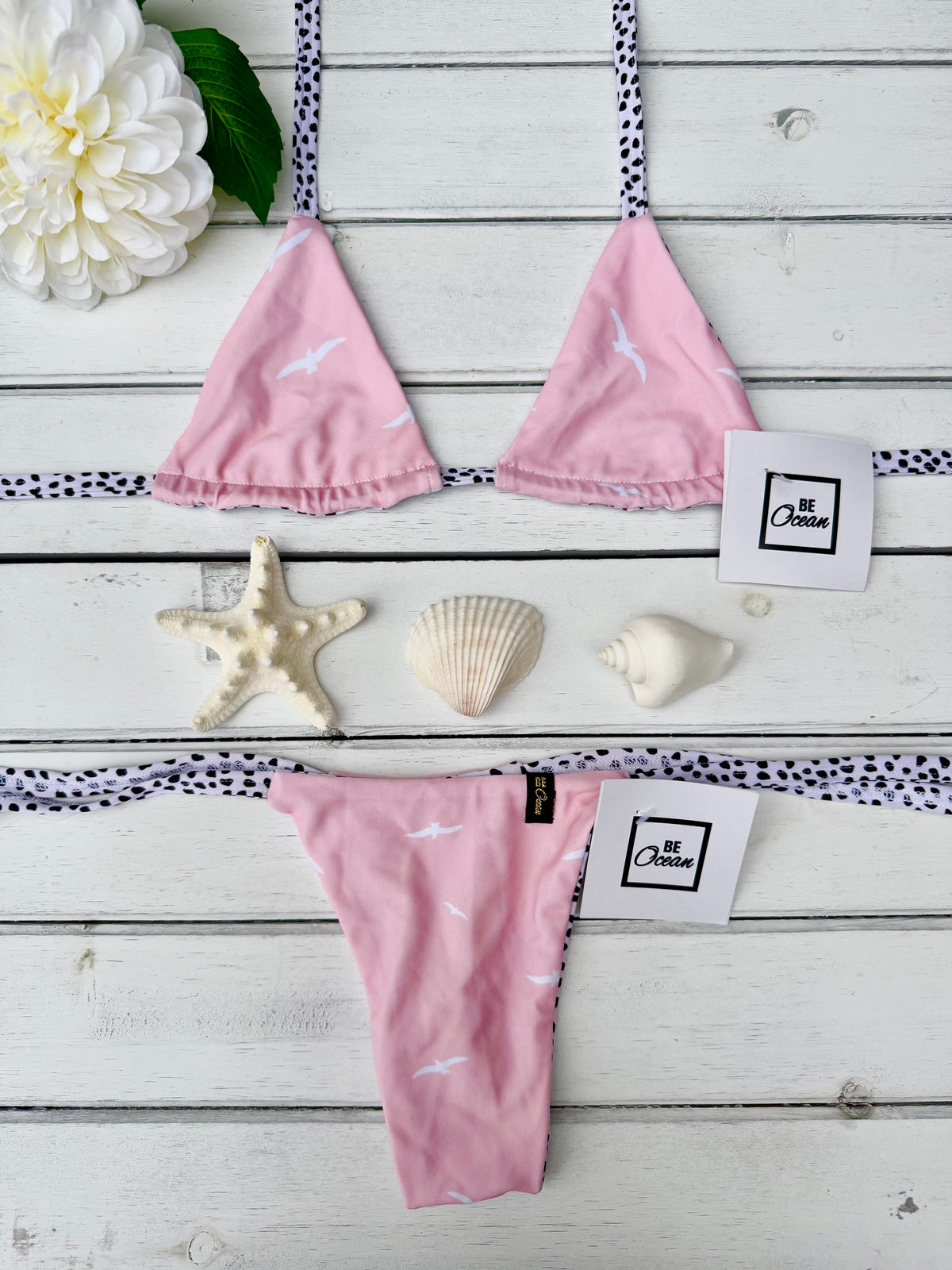 Micro Bikini One-size Thong & Non Padded Triangle Bra Reversible Set - PAMELA FREE BIRDS