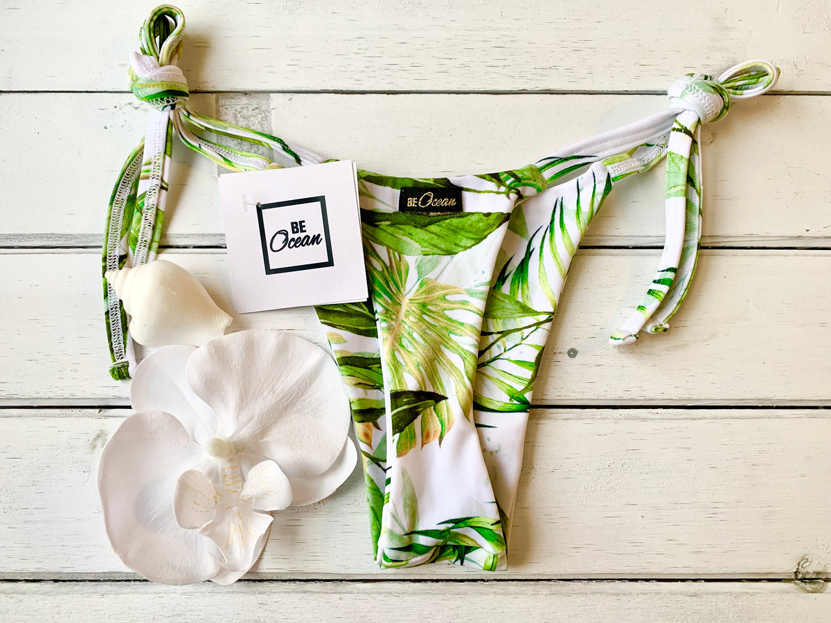 Micro Bikini One-size Thong & Non Padded Triangle Bra Set - PUERTO RICO